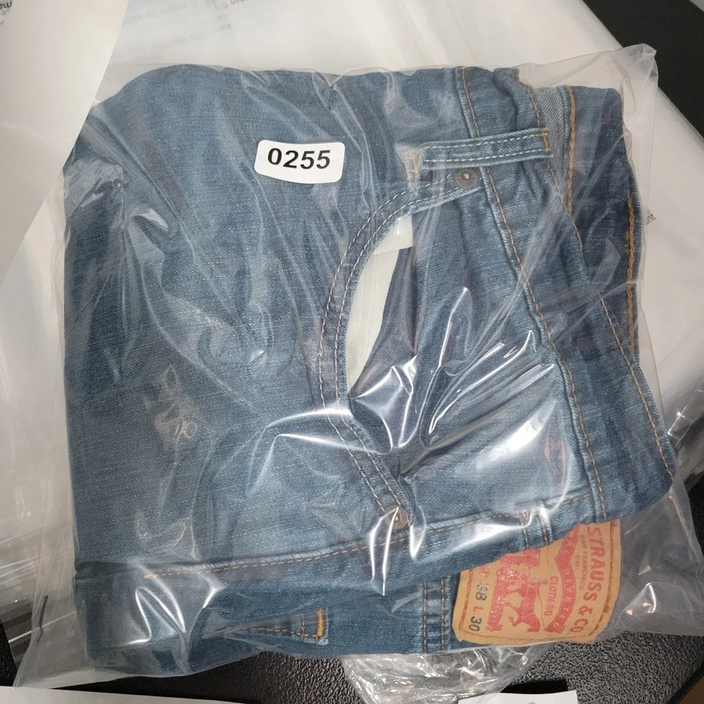 Levi's 541 Athletic Taper Jeans Mens Size 38x30 Actual 36x29 Denim Pants